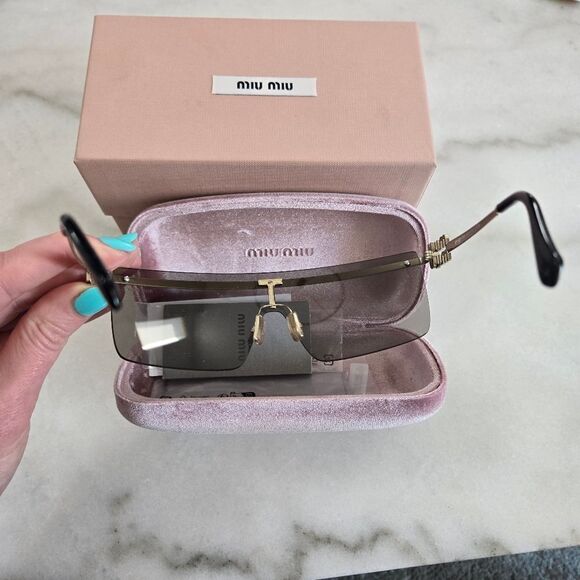 Miu Miu Mask Frame Sunglasses 50Z New main image 4
